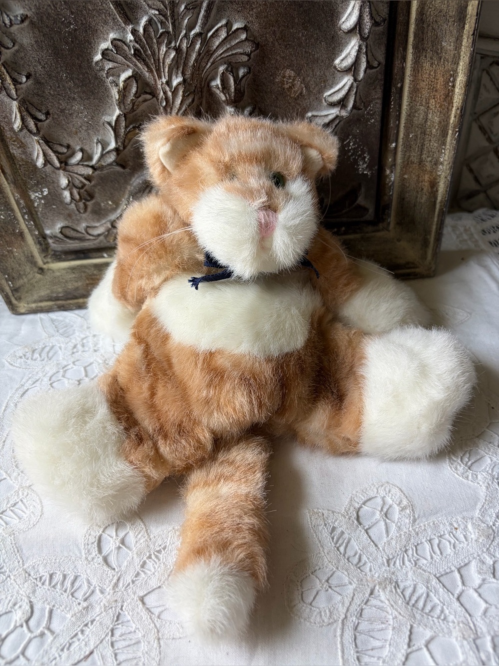 Boyd’s Glenwood Flatcat stuffed animal plush kitty cat